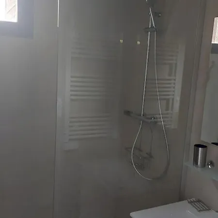 Apartamento Avec Balcon, Près Des Pistes à - Fr-1-165a-15 *